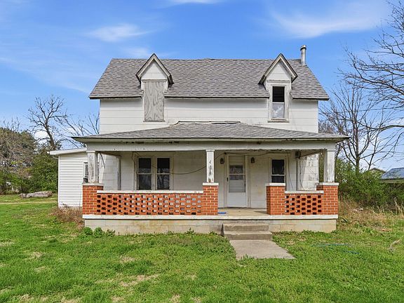 4th image of 464 Ecton Rd