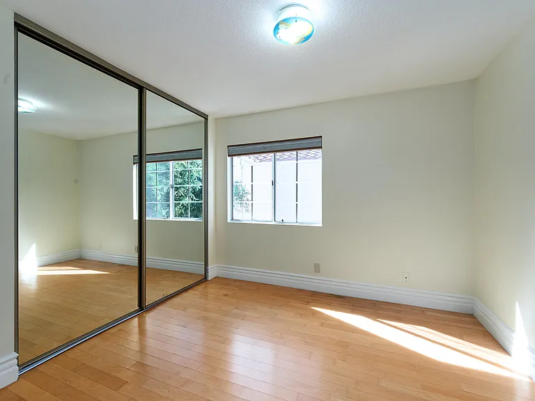 4345 Willow Glen St — Photo 24