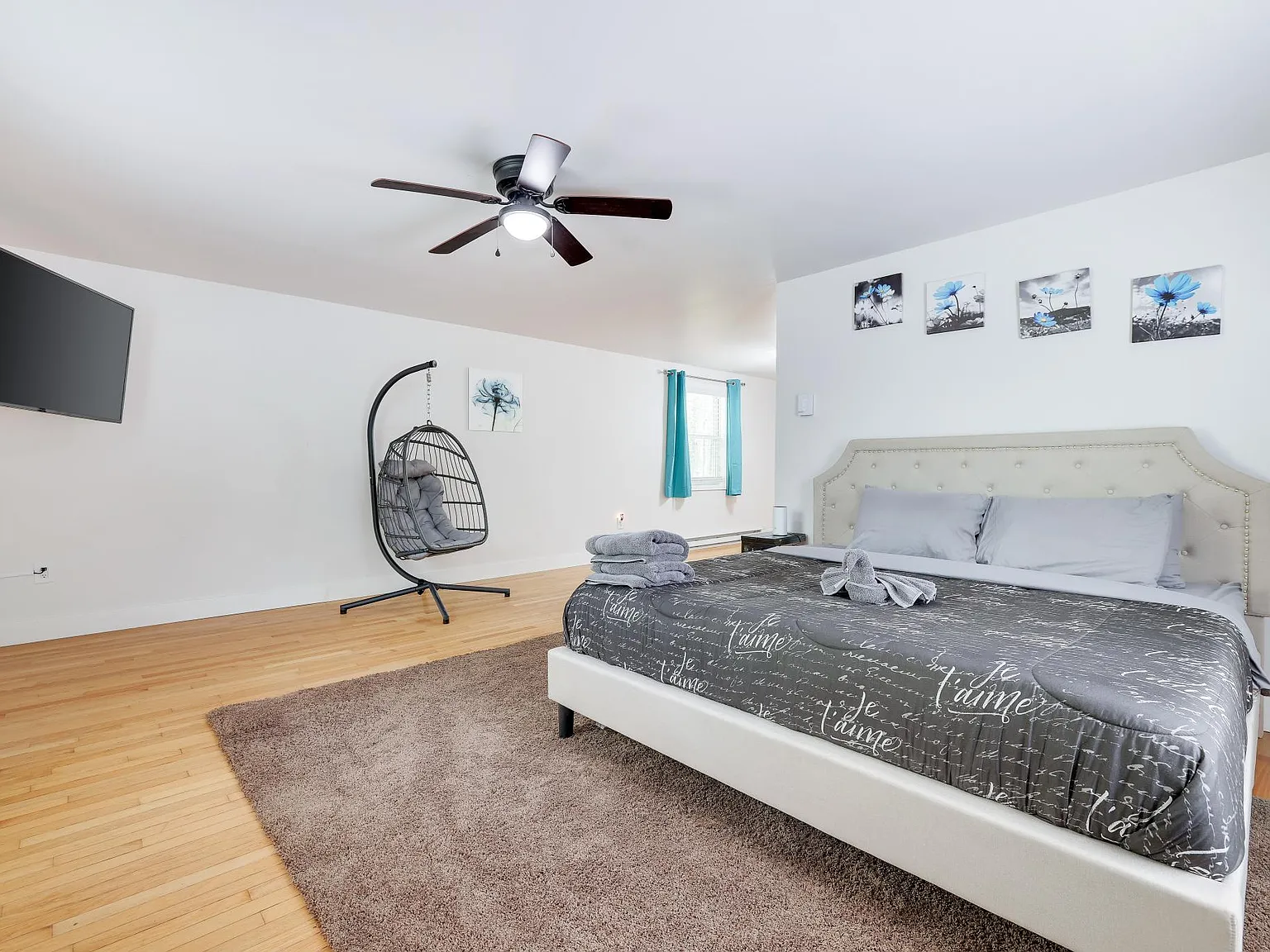 168 Oak Pl — Photo 2