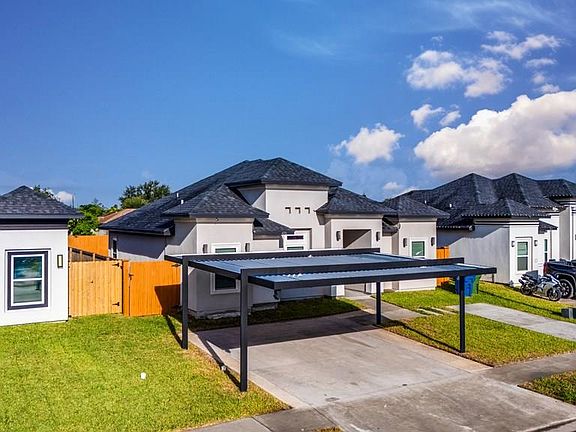 3rd image of 470 Tamarindo Ln