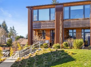 203 Wills Ln NW, Bainbridge Island, WA 98110