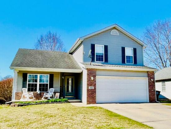 84 Pembroke Dr W, Hobart, IN 46342