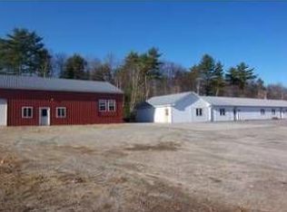 11 Murray Dr, Raymond, ME 04071