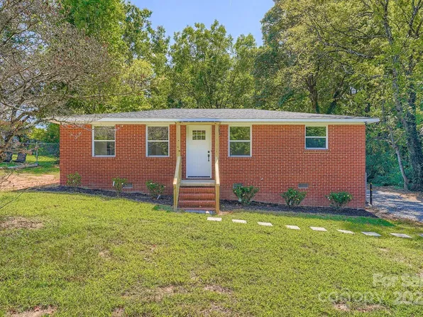 1406 Shepard St, Kannapolis, NC 28083