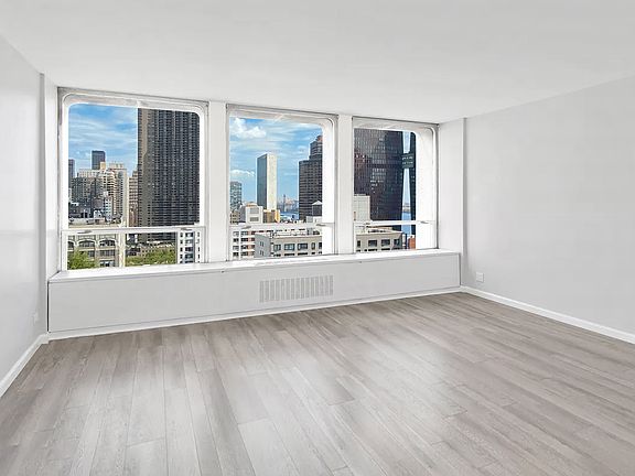 3rd image of 330 E 33rd St APT 18H