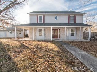 602 Academy St, Pocahontas, IL