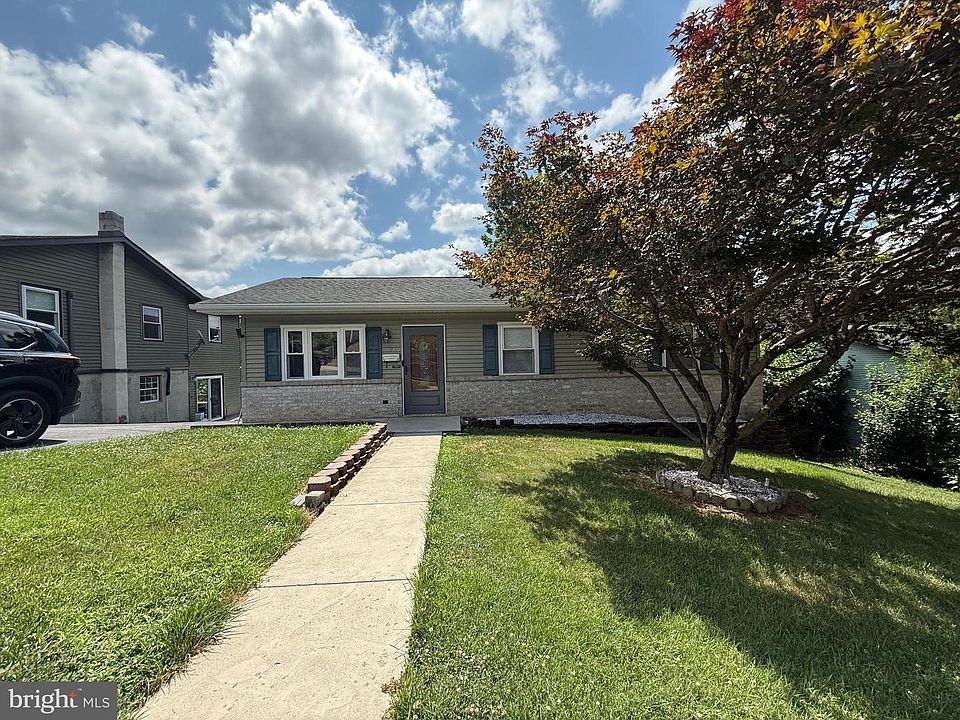 1st image of 134 Gerald Ave