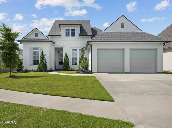 204 Canary Palm Way, Youngsville, LA 70592