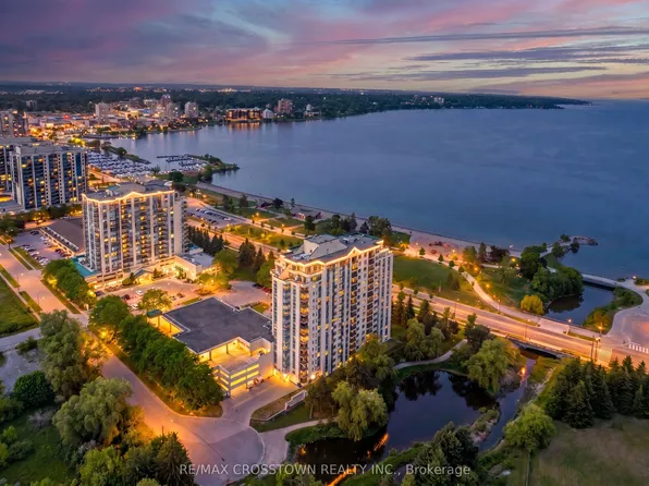 75 Ellen St Unit 104, Barrie, ON L4N 7R6