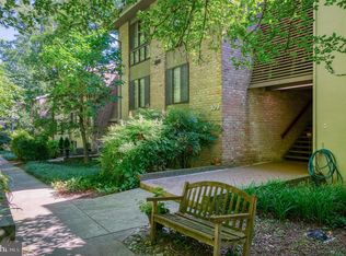 109 Cross Keys Rd UNIT R109D, Baltimore, MD 21210