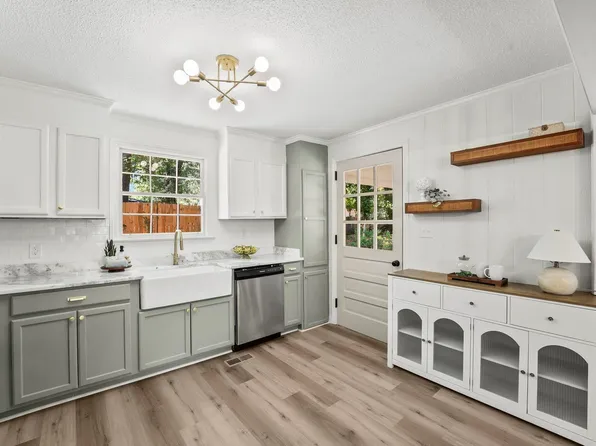 104 Dogwood Ave, Winnsboro, SC 29180