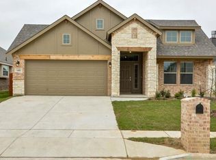 11900 Bexley Dr, Burleson, TX 76028