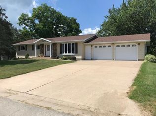 740 N Rusk Ave, Viroqua, WI 54665