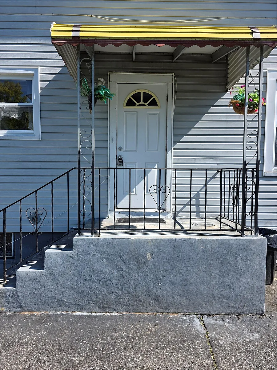 Building Photo - 523 Hawthorne Ave