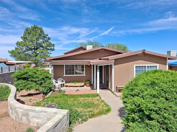 2050 Calle Lorca, Santa Fe, NM 87505