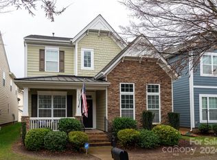 10528 Royal Winchester Dr, Charlotte, NC 28277