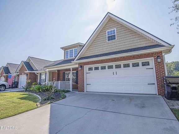 2nd image of 1440 Hazelgreen Way