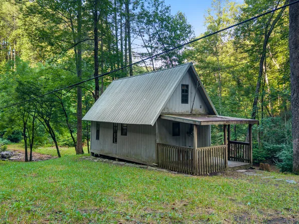 1899 Cane Creek Mountain Rd, Tellico Plains, TN 37385