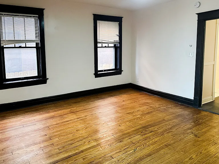2224 Miami St #1 — Photo 6