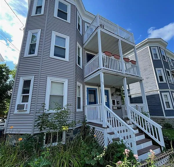 11-15 Orrin St #2 — Photo 15