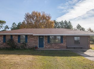 65 Cannon Dr, Sumrall, MS 39482