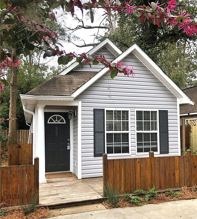 1st image of 409 Palmetto St