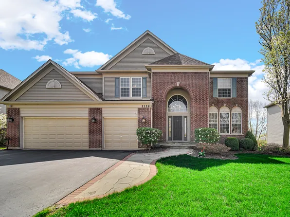 1139 Magnolia Rd, Mundelein, IL 60060