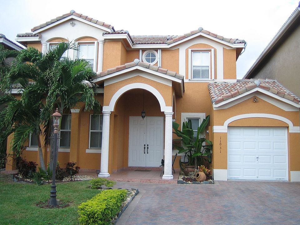 1st image of 11031 NW 48th Ter