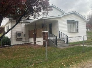 1120 Depot Rd, Blue Ridge, VA 24064