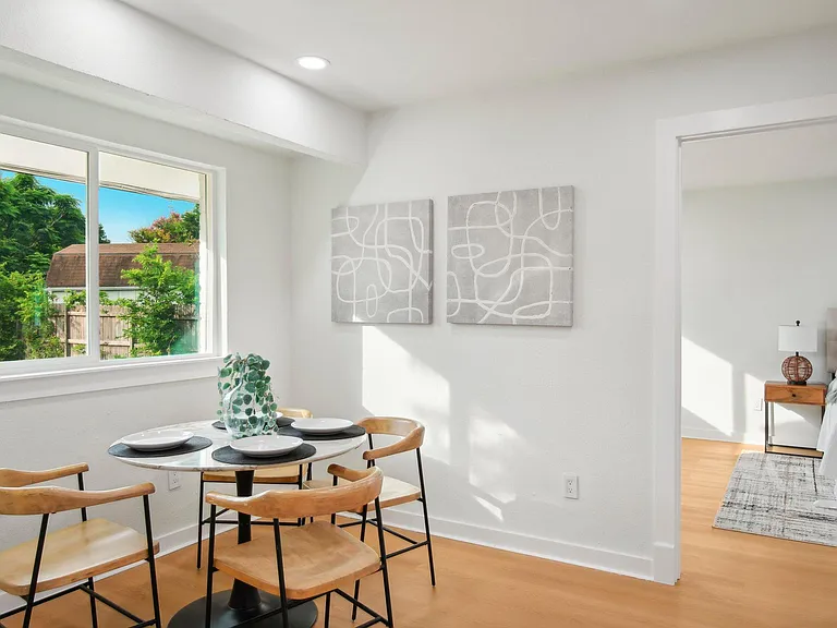 10219 W Rutland Vlg — Photo 8