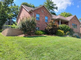 540 Aston View Ln, Cleves, OH 45002