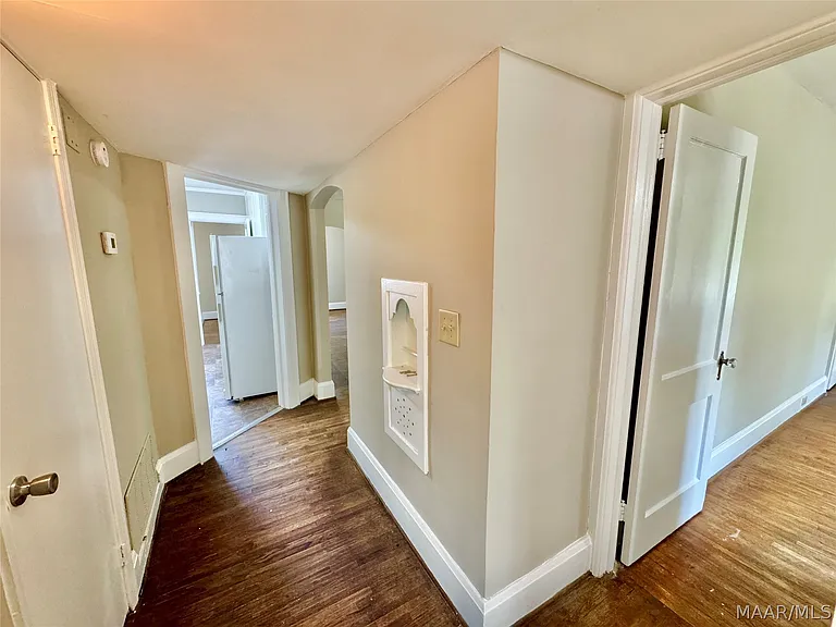 440 E Fairview Ave — Photo 18