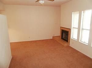 1st image of 7212 Hollis St NE