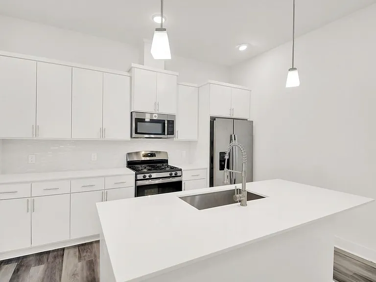 6325 Ponca St #B — Photo 7