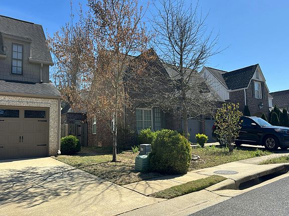 3rd image of 3295 Chase Ct
