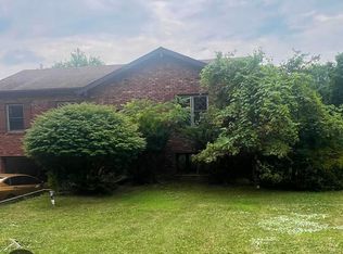 1417 Riggs Rd, South Park, PA 15129