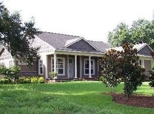 6044 Strafford Oaks Dr, Sebring, FL 33875