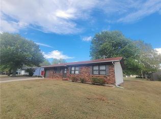 314 N Ash St, Garnett, KS 66032