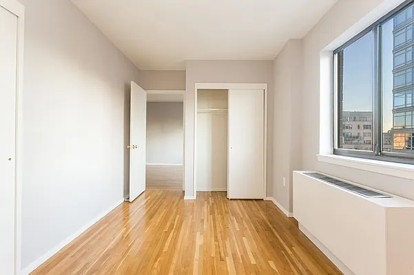 Rented by MNS | media 11