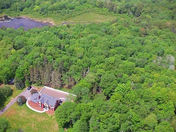3rd image of 285 Goff Road