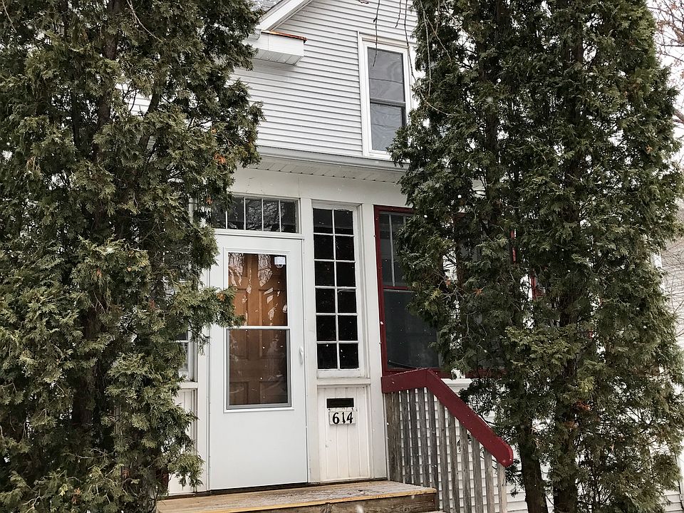 1st image of 614 4th Ave S