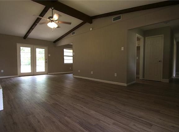 5th image of 709 Live Oak Ct