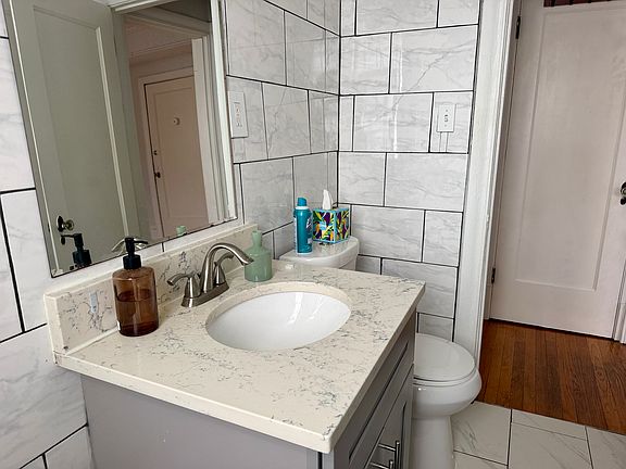 2nd image of 7355 Lindell Blvd APT 206
