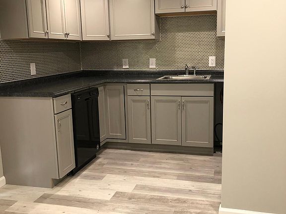 2nd image of 401 W 19th St APT B