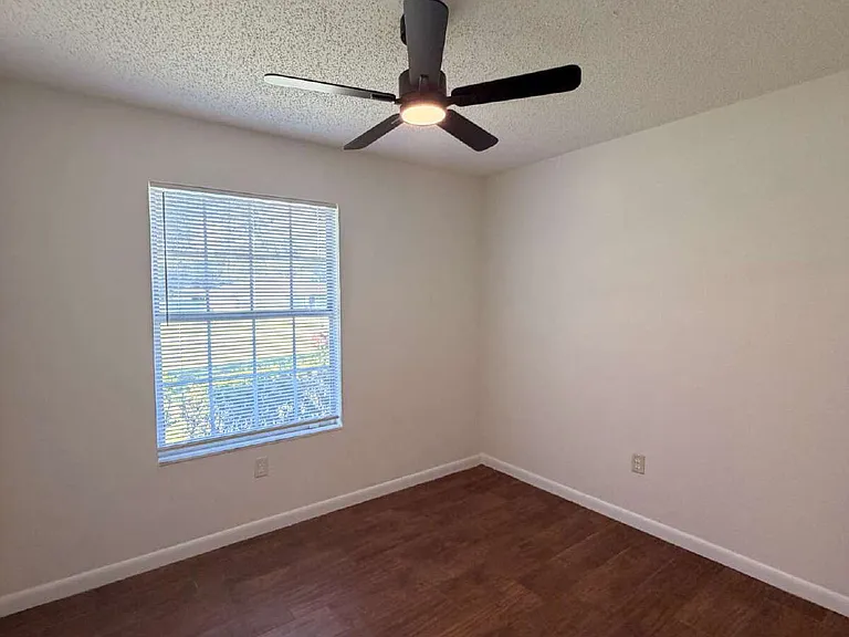 25 Cedar Trce — Photo 23