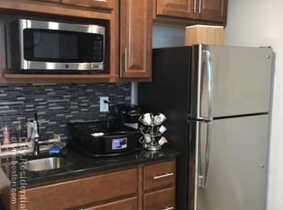 6 Greenway Ct #8, Brookline, MA 02446