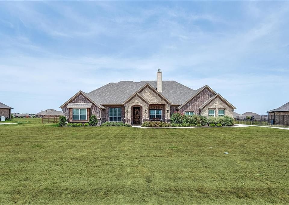 1st image of 13330 Escalara Ln