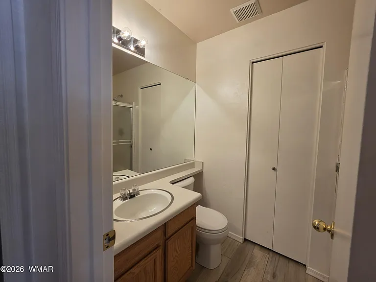 1721 W Hall St — Photo 17