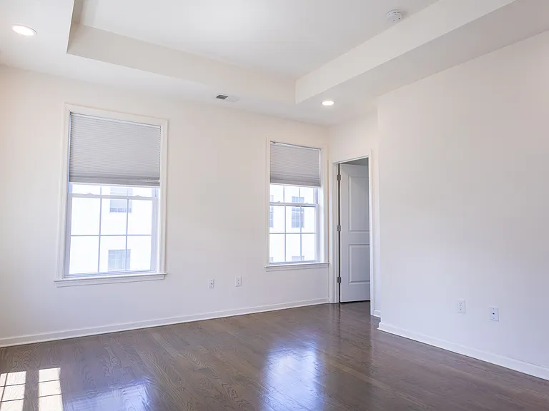 165 Roosevelt Dr — Photo 19