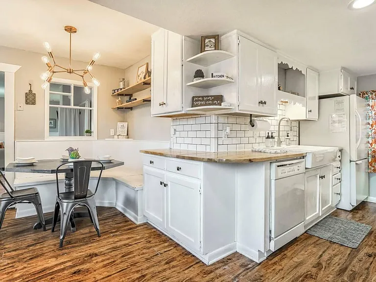 815 E Cache La Poudre St #A — Photo 31